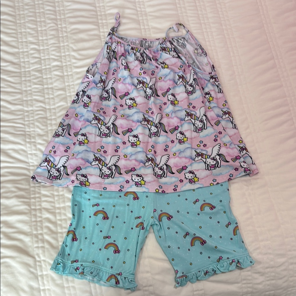 Posh Peanut hello kitty set
